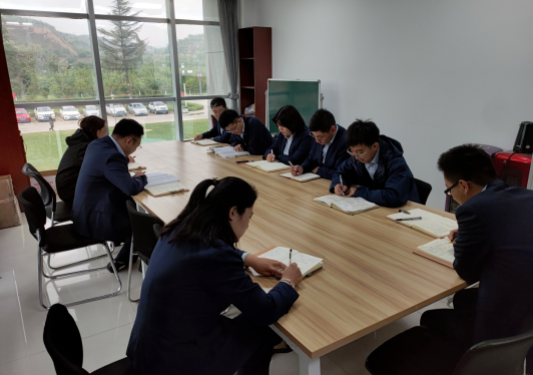 平煤机公司作风整顿活动初见成效(图1) 平煤机公司作风整顿活动初见成效(图1)